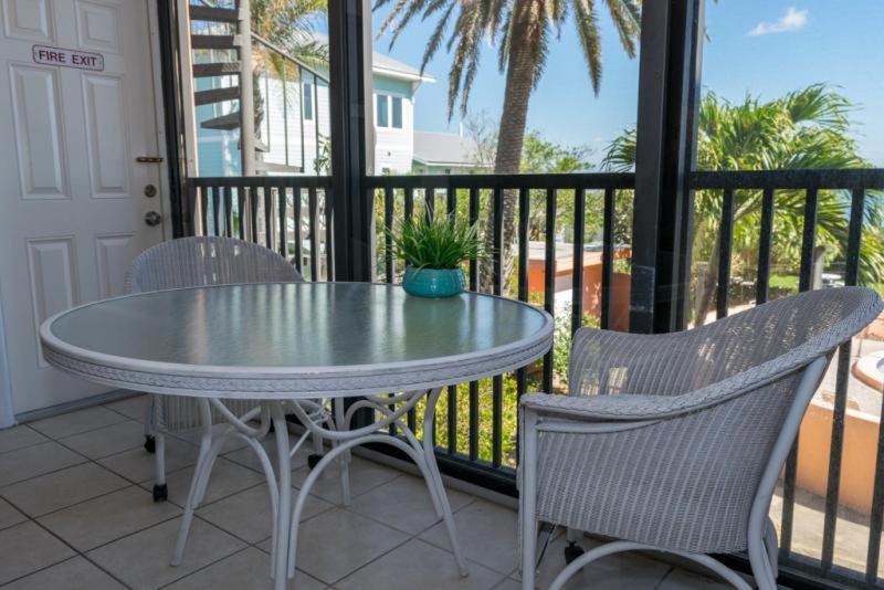 Coquina Moorings Two Bedroom Apartment, 102 Bradenton Beach Esterno foto