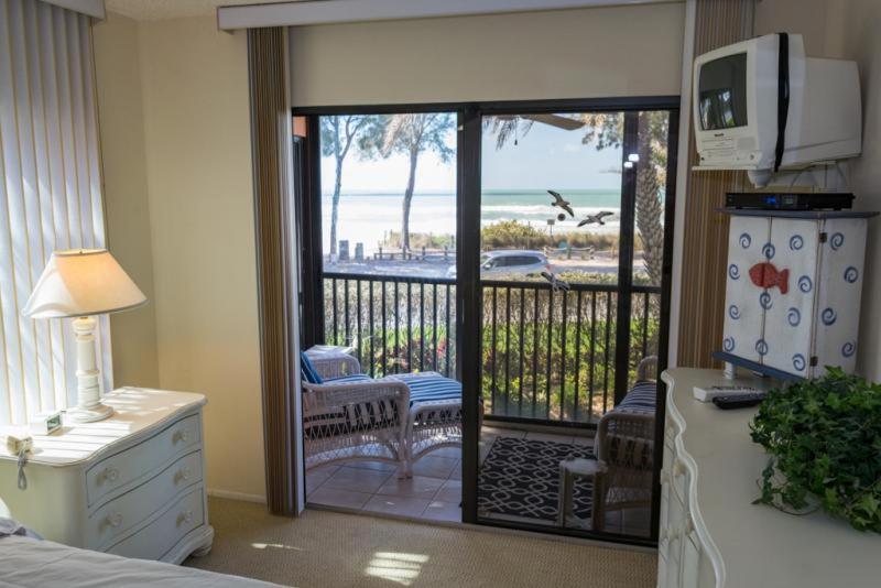 Coquina Moorings Two Bedroom Apartment, 102 Bradenton Beach Esterno foto