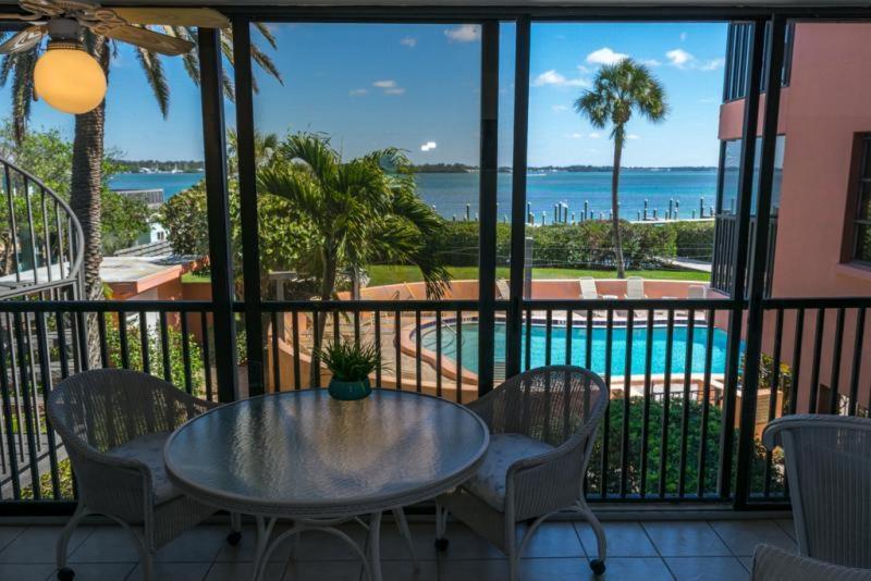 Coquina Moorings Two Bedroom Apartment, 102 Bradenton Beach Esterno foto